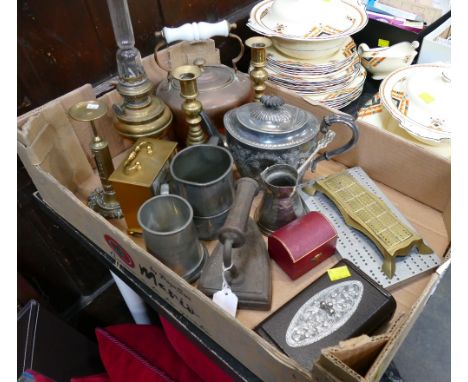 Box of metalware - brass candlesticks, cribbage boards, tankards, clock etc