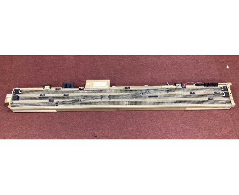 A Large OO/HO Gauge Test Track, manual no motors approx. 154cm long