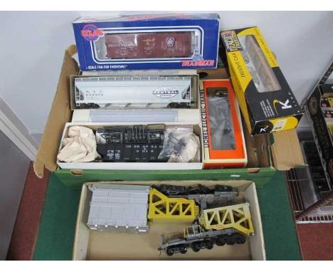 Six Items of 'O' Gauge/7mm Boxed U.S.A Outline Rolling Stock, comprising a Atlas Ref 0584-2 Pennsylvania box car; a Intermoun