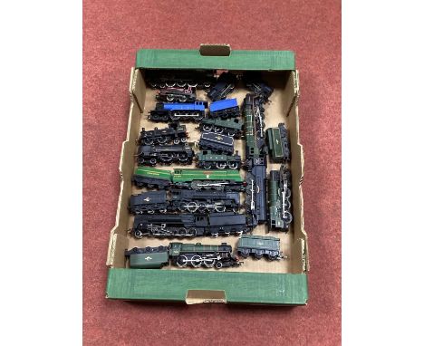 Approximately Sixteen OO gauge Steam Locomotives, some with tenders, by Bachmann, Hornby, Airfix examples. Spares and repairs