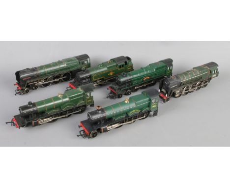 Six green OO Gauge (1/76 Scale) locomotives, including Hornby R373 Class 9F 2-10-0 92220 "Evening Star"; Hornby R759 Class 49