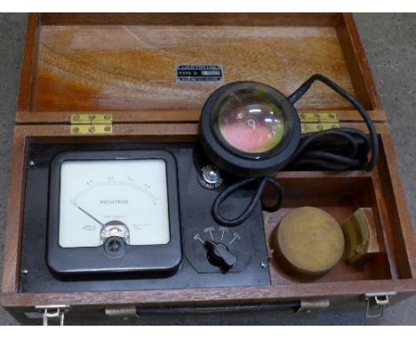An industrial light meter, Type D, model 455