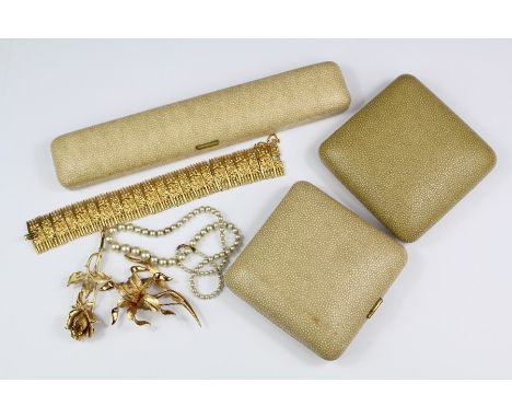 Vintage Ciro of Bond Street Jewellery, including a bark-finish bracelet and two floral brooches in the original presentation 