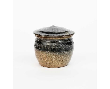 Richard Batterham (1936-2021)a salt-glazed stoneware caddy and cover with cobalt slip,unsigned8.5cm. high ProvenanceThe Estat