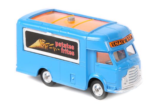 corgi smiths karrier van