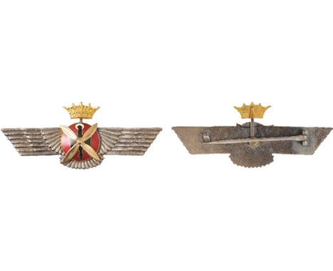 Military Orders and Medals, World Orders and Decorations, Spain, Spanish Pilots Badge, red and black enamel, very fine