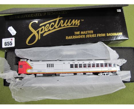 A 'HO' Gauge Bachmann Spectrum Ref No 81410 E.M.C Gas electric 'Doodlebug', Santa Fe War Bonnet livery R/No M189 appear new/u