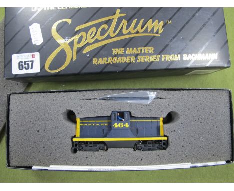 A 'HO' Gauge Bachmann Spectrum Ref No 80026 GE 40 ton Diesel Switcher, Santa Fe livery R/No 464, very good, very good box, u/