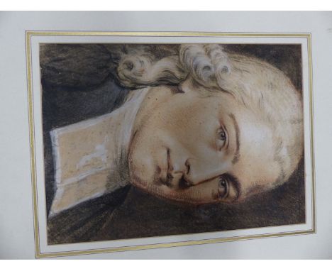 18/19th.C. ENGLISH SCHOOL.   A PORTRAIT OF A GENTLEMAN, UNFRAMED PASTEL.   29 x 21cms.