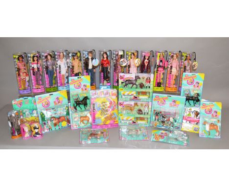 A mixed lot of Barbie dolls Fashion Fever range by Mattel and also some "My Beautiful Horse" sets by Vivid Imaginations. 