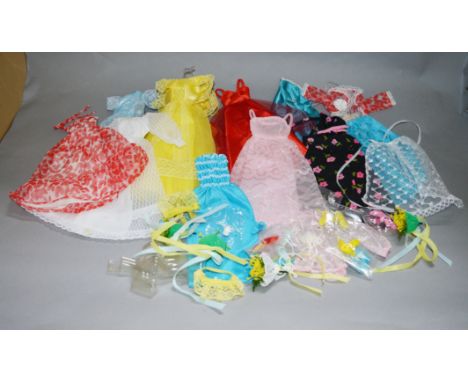 A good selection of vintage Barbie doll clothes and accessories, this also includes some outfits for Barbie's sister Skipper.