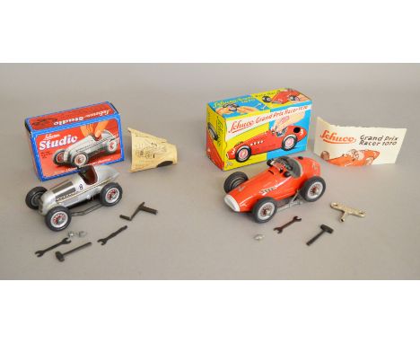 2 boxed Schuco tinplate racing car models, both are more recent re-editions of vintage models from the Schuco range, #1050 St