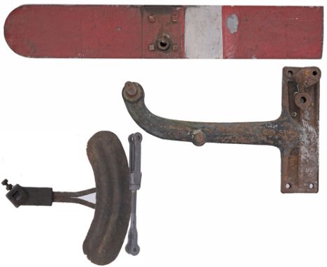 Great Northern Railway Somersault Home Signal Arm complete with original wooden arm, post fixing bracket and some rodding. In
