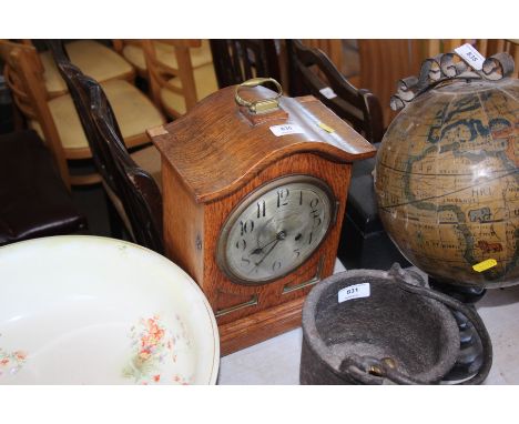 An Edwardian oak cased mantle clock having eight day movement by Alder 