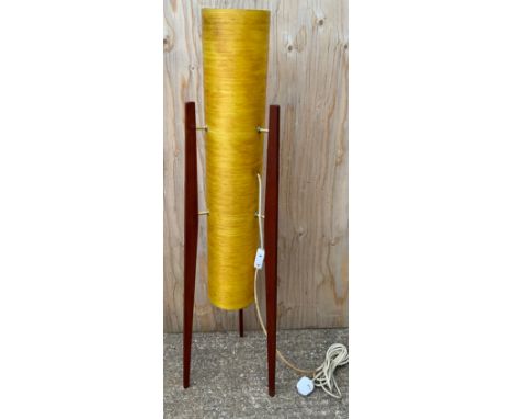 Rocket Lamp 