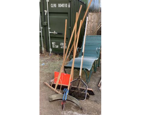 Set of tools including snow shovel, large soft broom, medium soft broom, rakes, sheep shears etc. (9) 