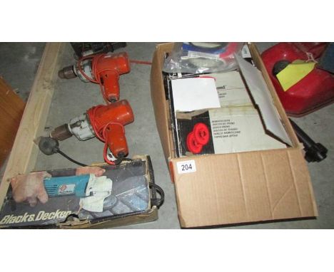 2 drills, a grinder and brake hub cylinders. (collect only)
