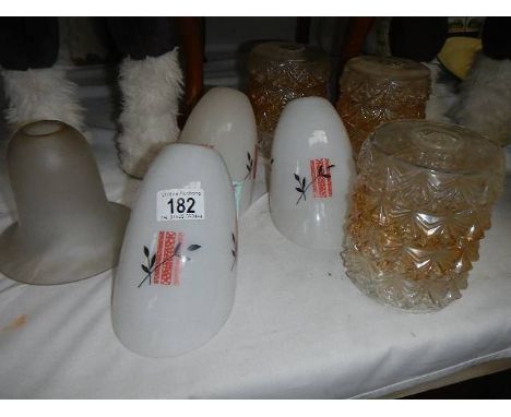 A quantity of lamp shades. (collect only)