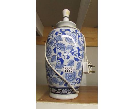 A Chinese blue and white table lamp base, 37 cm, (Collect only) ****Condition report**** Undamaged. Height not including fitt