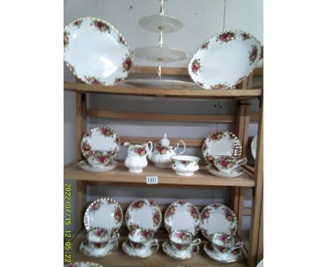 A Royal Albert Old Country Roses tea set - Teapot, milk jug, sugar basin, cake stand, 2 sandwich plates, 6 cups, 6 saucers an