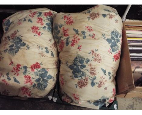 A pair of floral patterned line backed curtains approx 285cm x 250cm