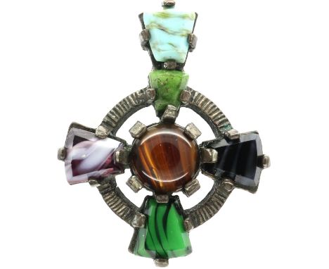 Scottish hardstone brooch, H: 40 mm. P&amp;P Group 1 (£14+VAT for the first lot and £1+VAT for subsequent lots) 