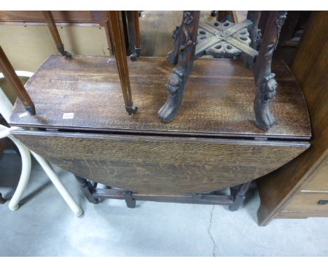 Antique Oak Gate-Leg Table on Turned and Square Supports