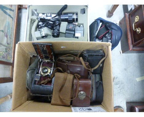 Aluminium Cased Miranda EE Auto Sensorex Camera and Accessories together with a Box of other Vintage Cameras