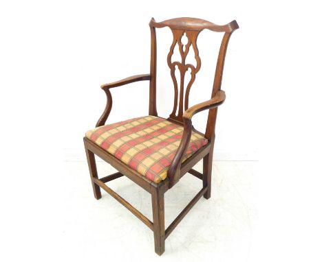 A George III period (c.1770) Chippendale-style country elm carver - Gothic-style tracery to the splat, later drop-in seat, sh