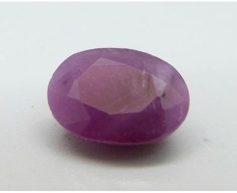 An unmounted ruby, approximately 3ct weight 