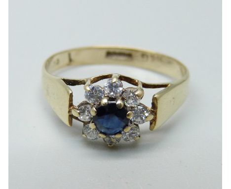 A 9ct gold, sapphire and white stone cluster ring, 1.4g, K 