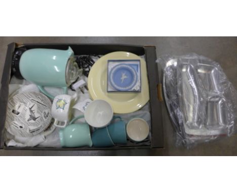 A collection of 1950's china including Midwinter, Ridgway Homemaker bowls and a Morphy Richards coffee maker **PLEASE NOTE TH