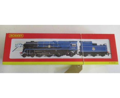 Hornby Canadian Pacific Merchant Navy Class in B.R. blue, boxed E (Est. plus 21% premium inc. VAT)