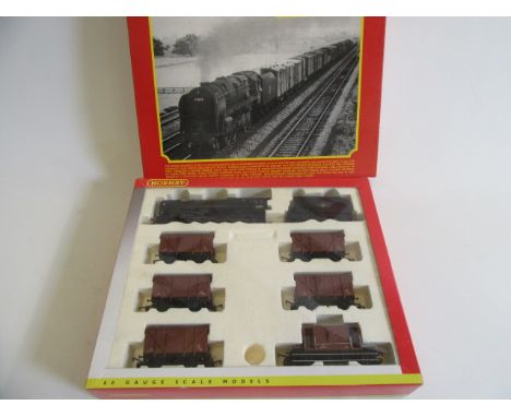 Hornby Fitted Freight Train Pack with 9F locomotive and six goods wagons, boxed E (Est. plus 21% premium inc. VAT)
