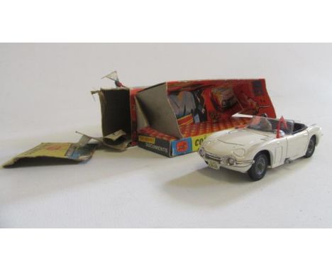 Corgi 336 James Bond Toyota 2000 GT, box P, vehicle passenger missing, firing mechanism not working, body F-G (Est. plus 21% 