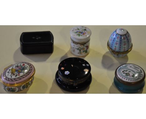 A collection of six various small boxes, including porcelain, enamel, and papier mache examples (6)