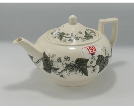 Wedgwood Napoleon Ivy Patterned Teapot: 