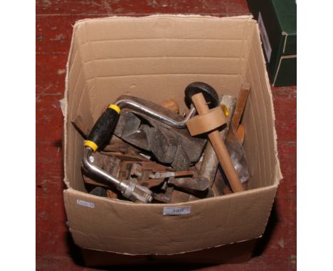 A quantity of hand tools including block planes, bit and brace, chisels etc.