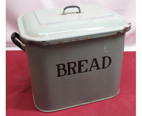 1950's green enamel bread bin, complete with lid W35cm D21cm H30cm 