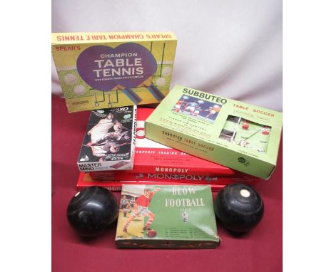 Collection of vintage board and other games to include Monopoly, Blow Football, Subbuteo Continental Display table soccer set