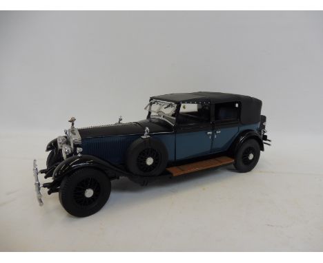 A Franklin Mint scale model of a 1929 Rolls-Royce Phantom I.