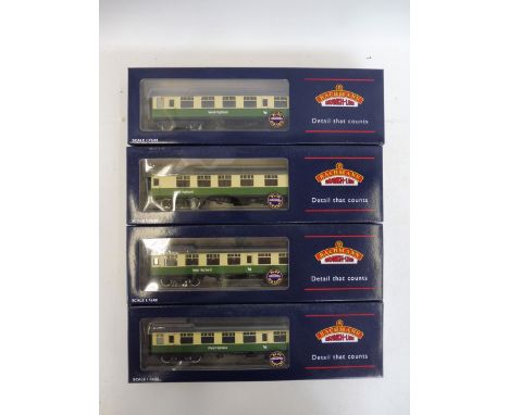 Four boxed Bachmann Branch-Line Mark I 'West Highland' coaches, 39-OOOX.