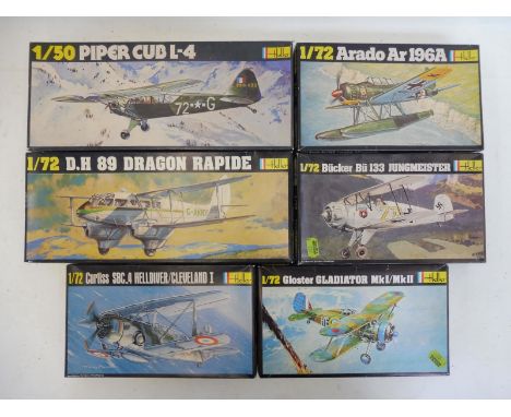 Six boxed Heller 1/72 scale model kits, not checked.