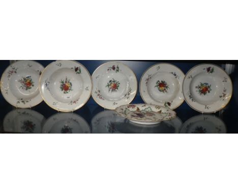 FIVE CHAMBERLAIN'S WORCESTER PLATES with floral decoration and another similar decorative plate