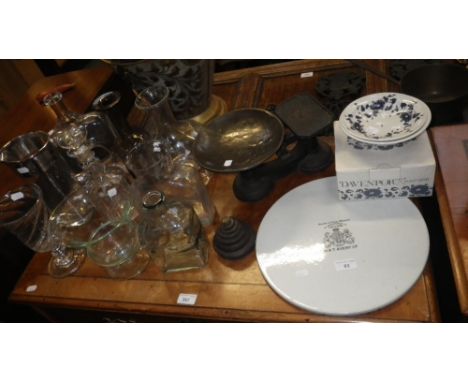 A SET OF CAST-IRON KITCHEN SCALES, a W & T Avery ceramic scale slab and a collection of glassware