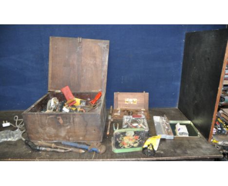 A WOODEN BOX CONTAINING TOOLS including a Lehman's Imperial tap and die set, spanners, pliers, grips, a manual and an Unteste