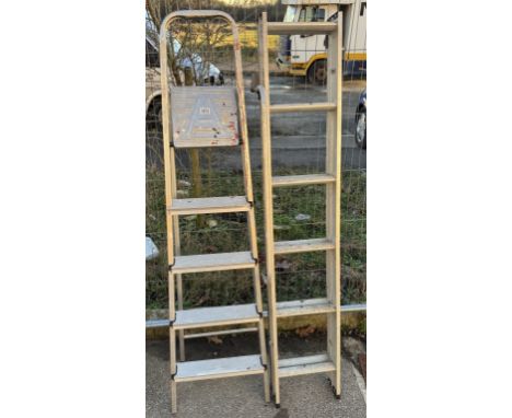 2 Aluminium step ladders