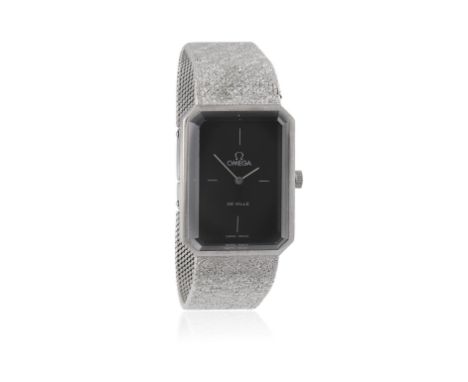 AN 18K GOLD MANUAL WIND WRISTWATCH, BY OMEGA, CIRCA 197017-jewel Cal-620 manual wind movement, the elongated octagonal black 