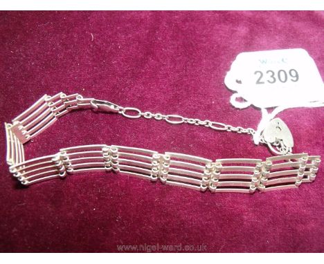A Silver gate Bracelet