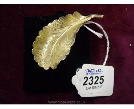 A vintage gold coloured leaf Brooch, large hand shaped textured, signed Giovanni, c1950 polished back